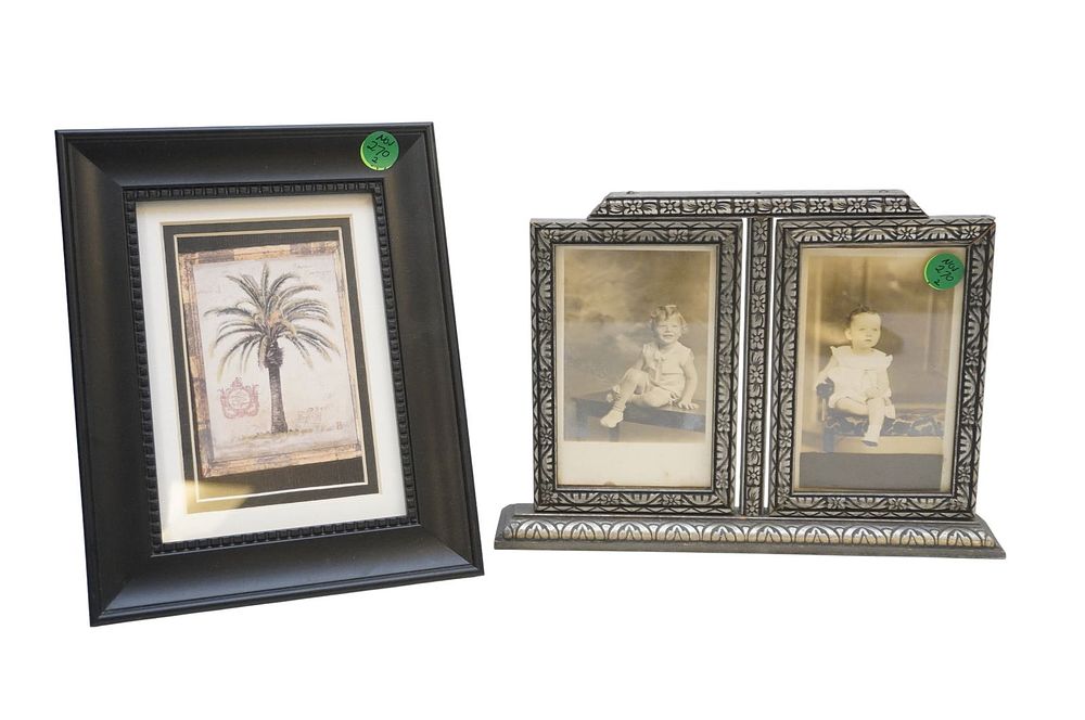 Lot 270: PAIR DECORATIVE FRAMES