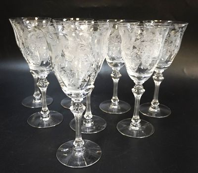 8 TIFFIN PERSIAN PHEASANT WATER GOBLETS. Eight (8) Vintage 1940s Tiffin Persian Pheasant Water 
