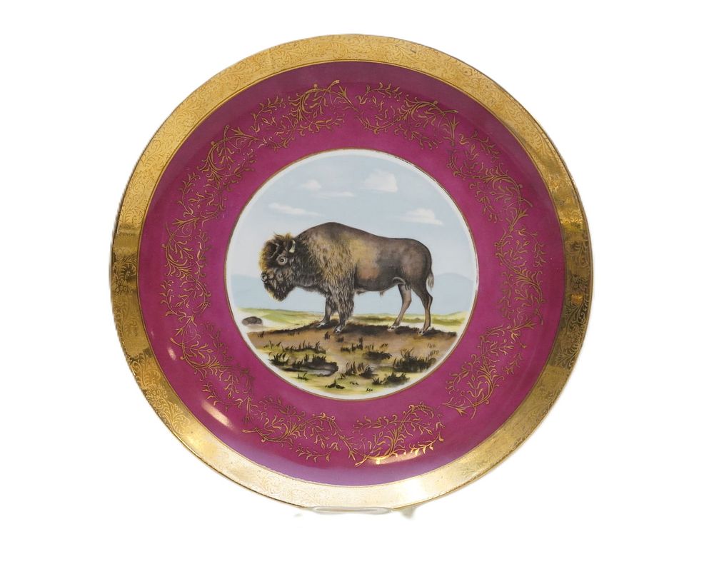 Lot 158: VINTAGE BUFFALO PLATE WITH 22K GOLD RIM