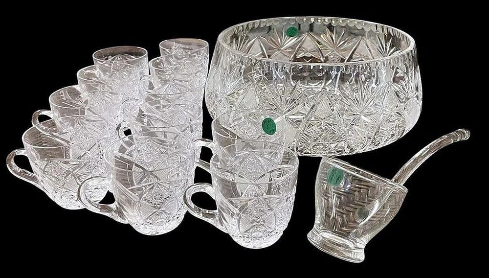 Lot 171: LARGE AMERICAN BRILLIANT PUNCH BOWL W 11 CUPS