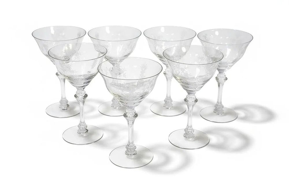 Lot 199: 7 TIFFIN PERSIAN PHEASANT CHAMPAGNE GLASSES