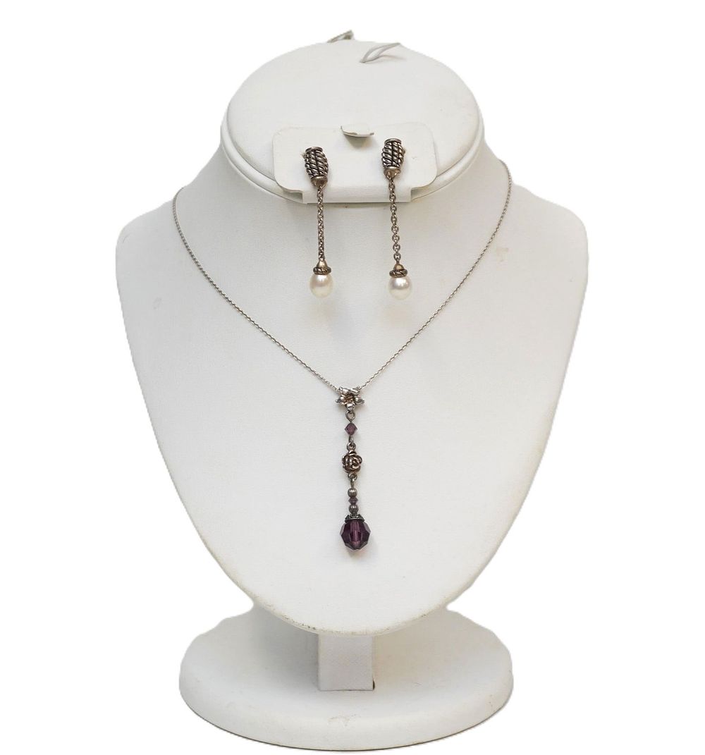 Lot 210: 3 PIECES 925 SILVER JEWELRY