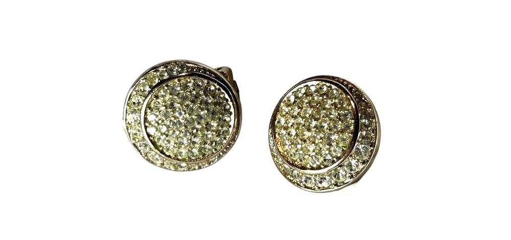 Lot 211: VINTAGE CHRISTIAN DIOR GOLD PLATED CLIP ON EARRINGS