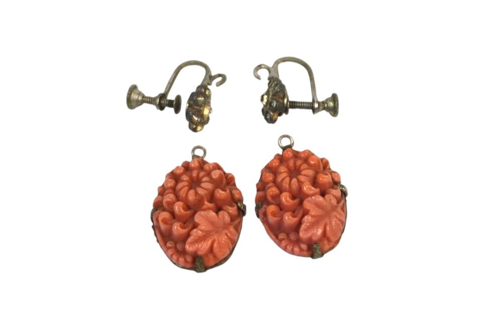 Lot 209: VICTORIAN CARVED CORAL SCREW BACK EARRINGS