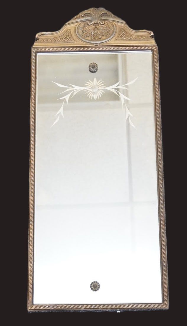 Lot 176: ANTIQUE ART DECO RECTANGULAR ETCHED MIRROR