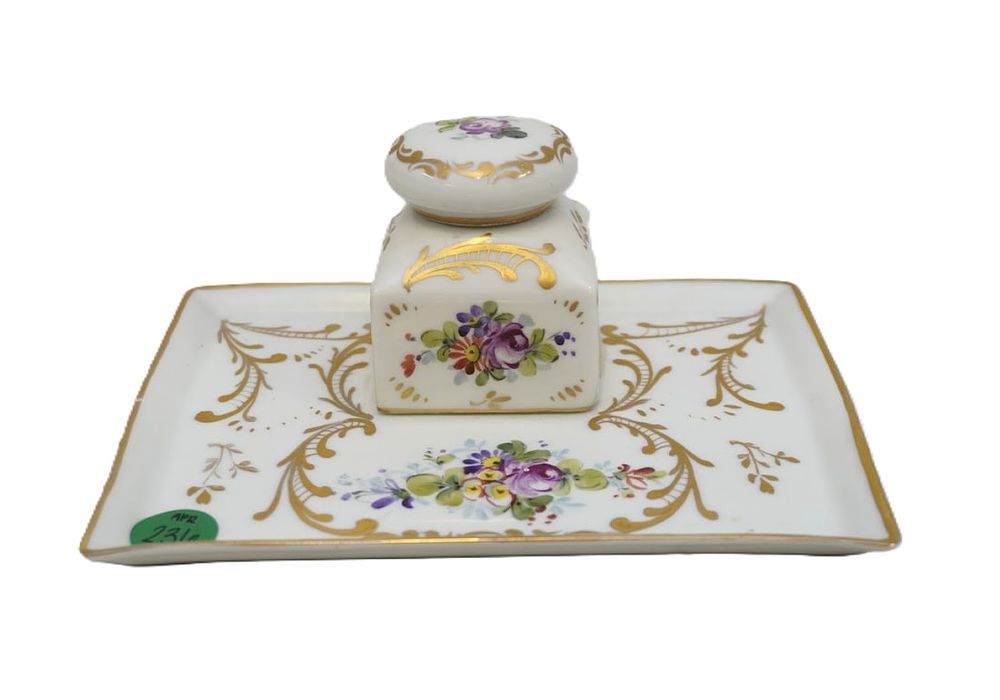 Lot 236: GUERIN LIMOGES FRENCH PORCELAIN INKWELL TRAY