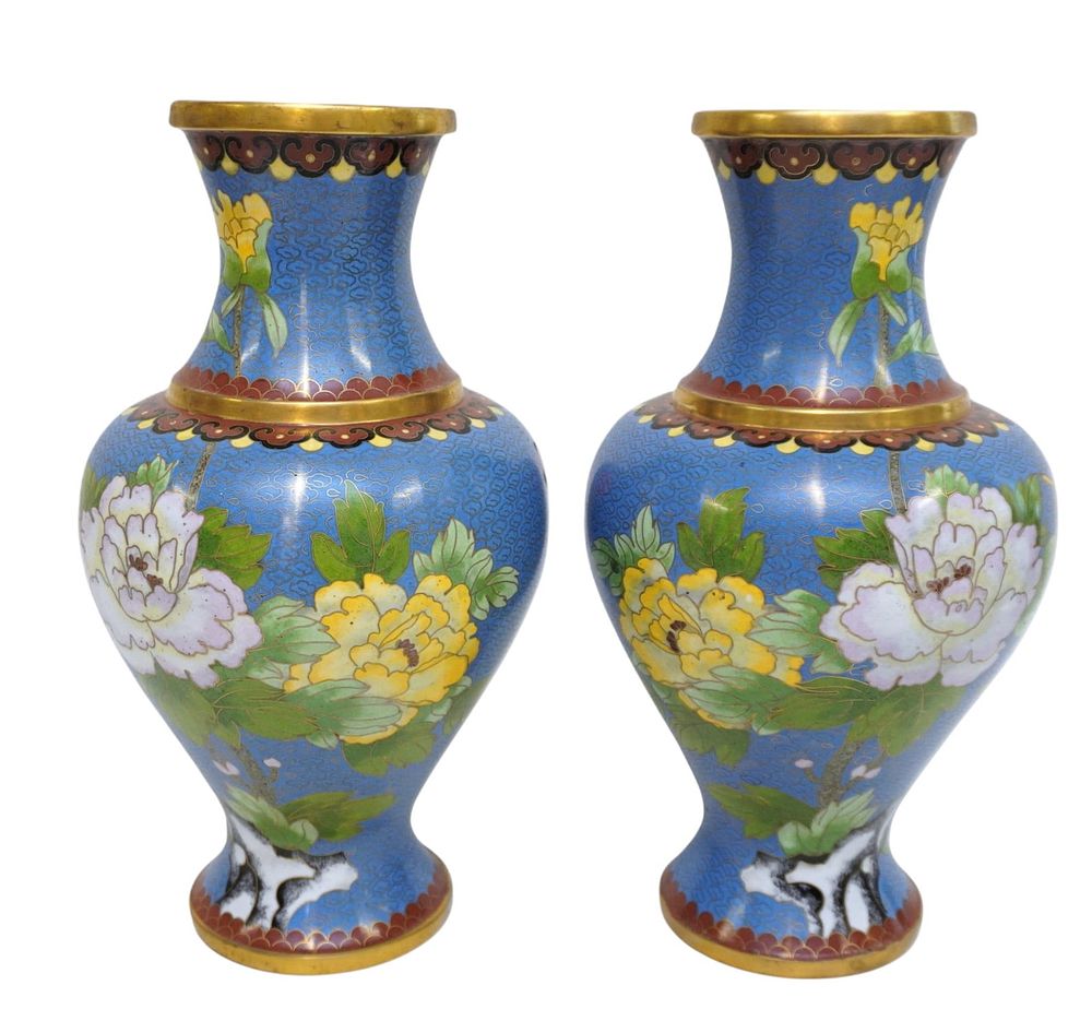 Lot 196: MATCHED PAIR OF 12" CHINESE CLOISONNE BLUE VASES