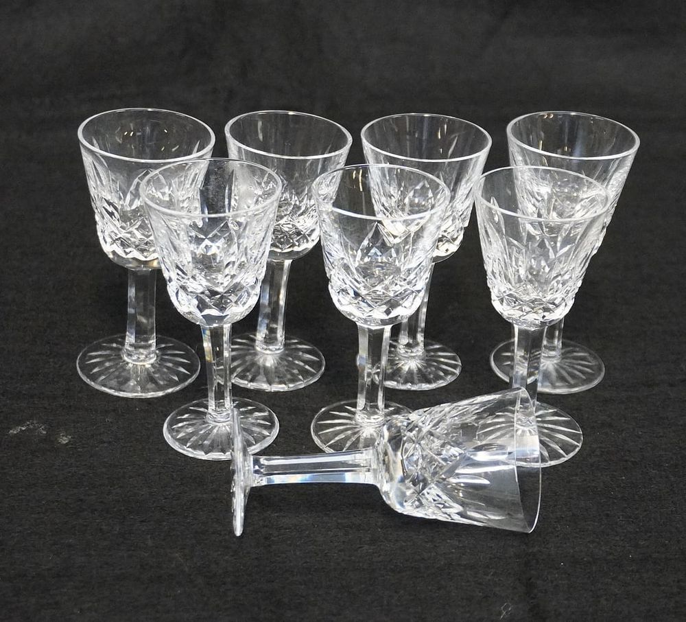 Lot 207: SET OF 8 WATERFORD LISMORE CORDIAL GLASSES