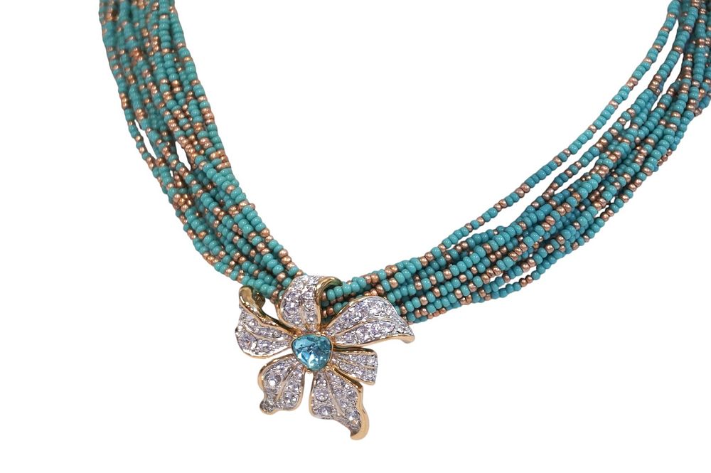 Lot 280: VINTAGE NOLAN MILLER BLOOMING BLUE NECKLACE