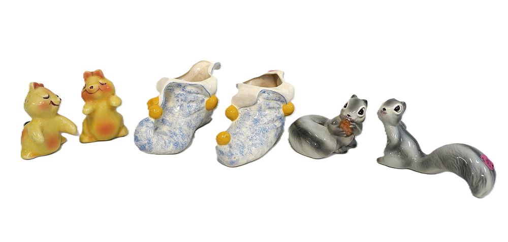 Lot 281: 6 KITSCHY MCM PORCELAIN PIECES