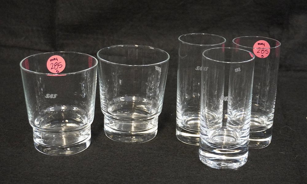 Lot 285: 5 VINTAGE SAS SCANDINAVIAN AIRLINES GLASSES