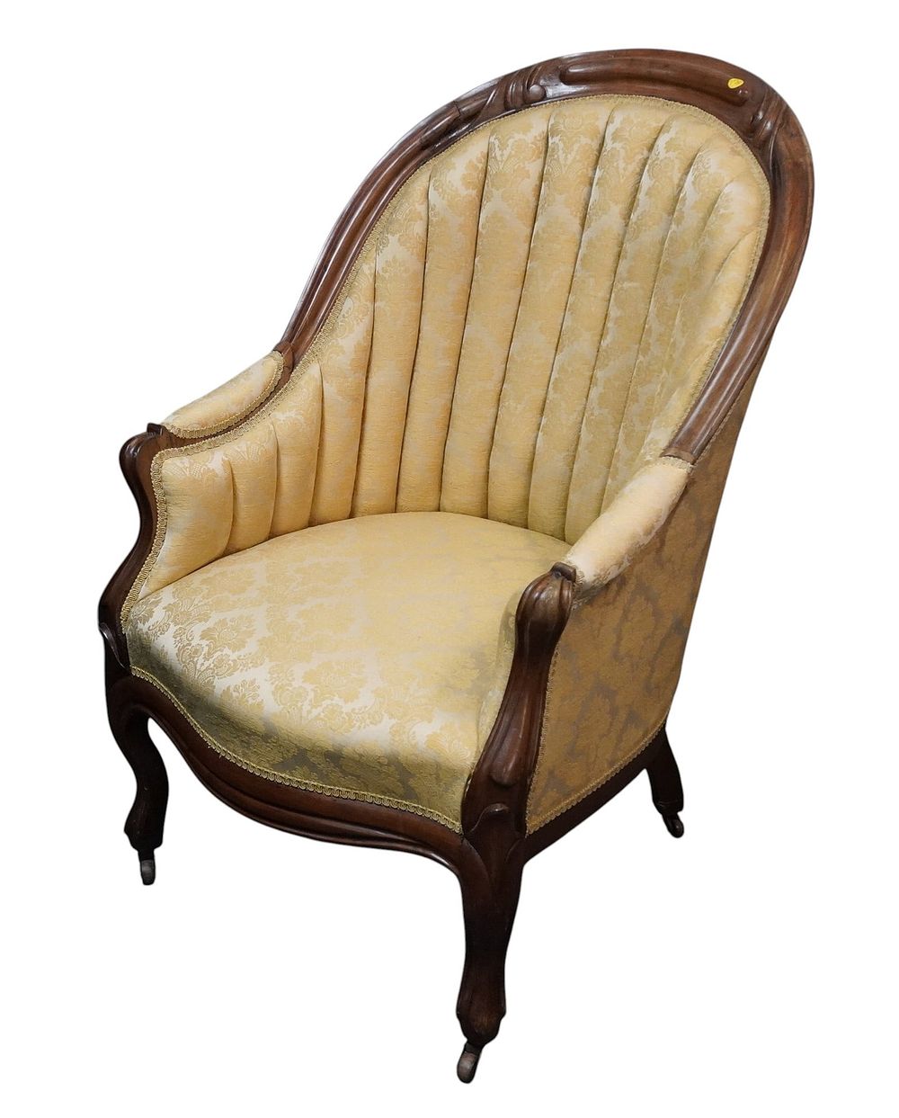 Lot 185: VICTORIAN STYLE PARLOR CHAIR WITH ROLLED BACK