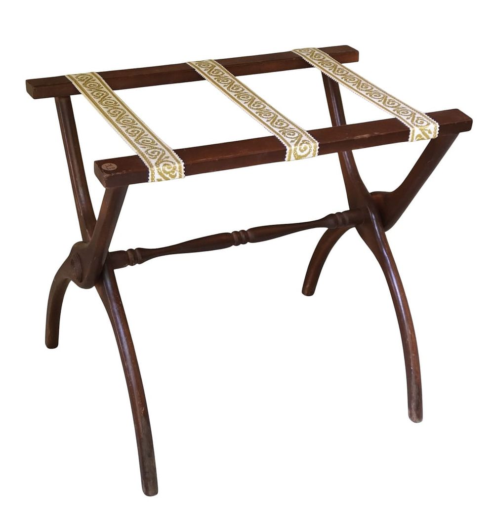 Lot 157: MID CENTURY FOLDING LUGGAGE RACK