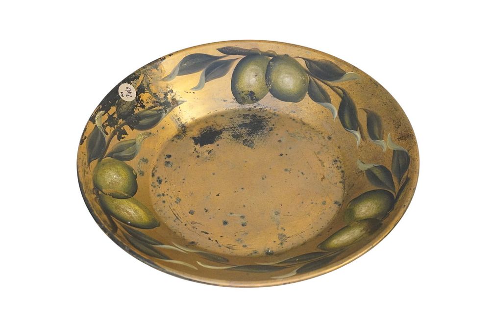 Lot 266: TOLEWARE PAINTED LIME FRUIT BOWL
