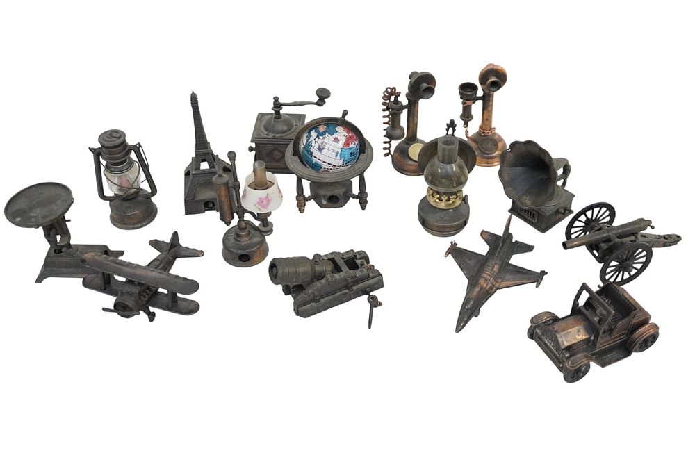 Lot 295: 15 VINTAGE DIECAST FIGURAL PENCIL SHARPENERS