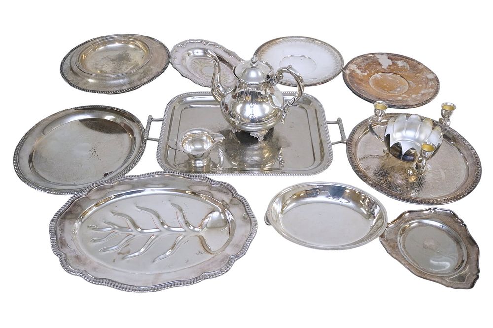 Lot 306: 13 PC VINTAGE SILVERPLATE TRAYS, MEAT TRAY TEAPOT +