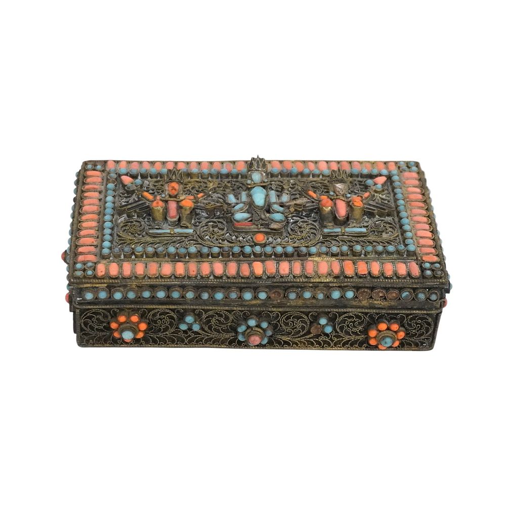 Lot 210: ANTIQUE TIBETAN GILT AND STONE PRAYER BOX