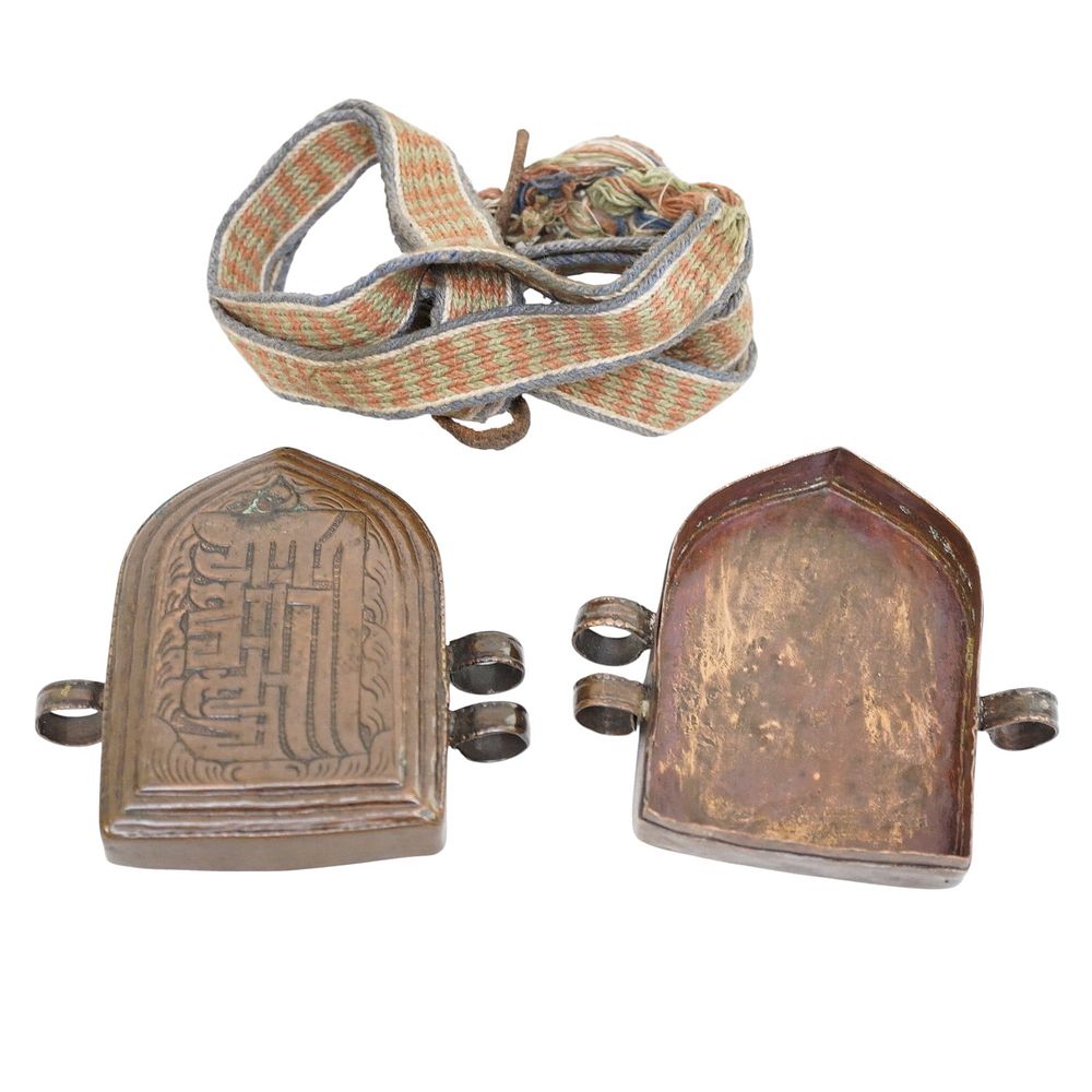 Lot 231: HAND FORGED BRONZE TIBETAN GHAU RELIQUARY PRAYER BOX