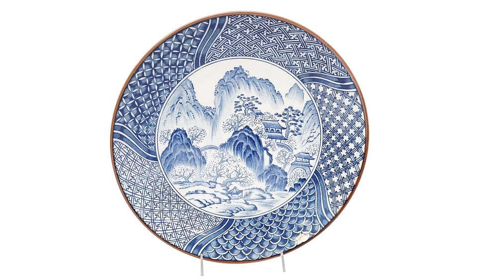 Lot 245: VINTAGE LARGE SATO ASAHI JAPANESE BLUE AND WHITE CHINOISERIE CHARGER