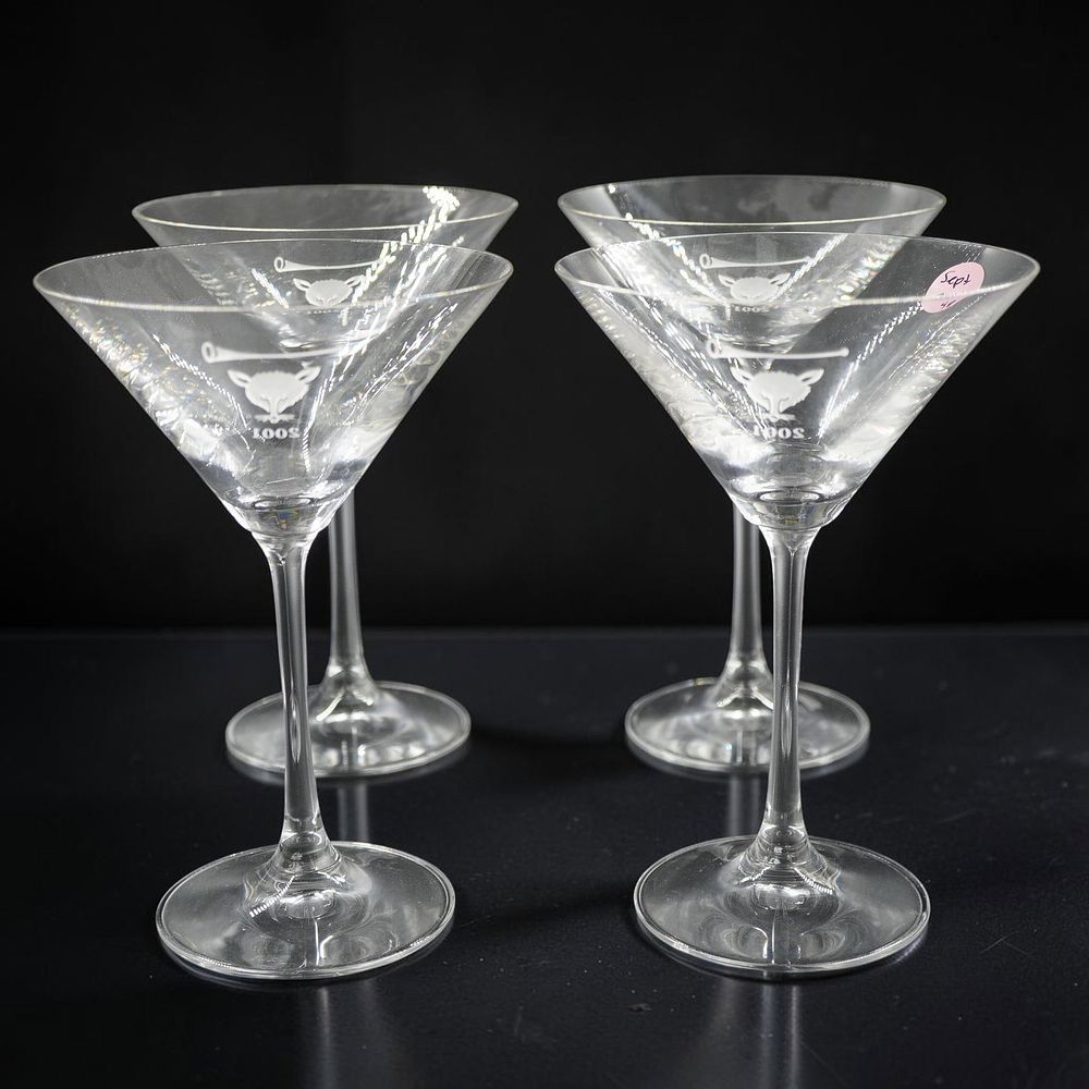 Lot 251: 4 SCHOTT ZWEIZEL MARTINI GLASSES 2001 FOX HUNT