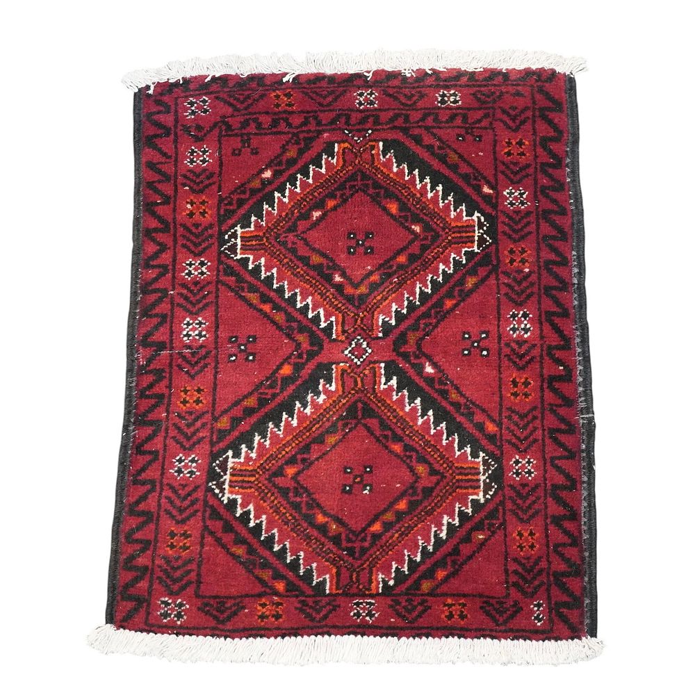 Lot 287: HAND KNOTTED PERSIAN PRAYER RUG