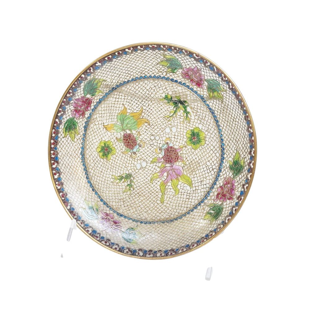 Lot 292: PLIQUE-A-JOUR CHINESE CLOISONNE GOLDFISH PLATE