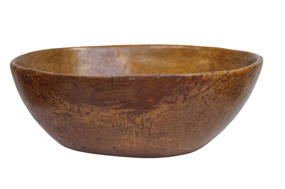 Lot 168: EARLY AMERICAN 18th c TURNED BURL WOOD BOWL