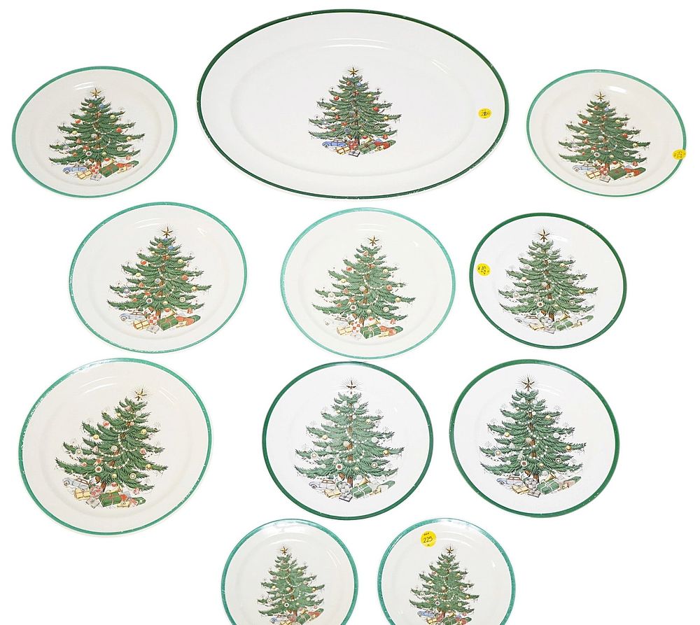 Lot 225: RARE PLUMMER N.Y. CHRISTMAS TREE CHINA - 11 PIECES