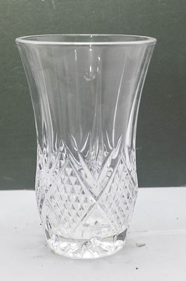 אגרטל קריסטל דקורטיבי