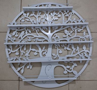 מתלה/מדף מתכת לבן אמנותי, עיצוב עץ החיים עם ציפורים