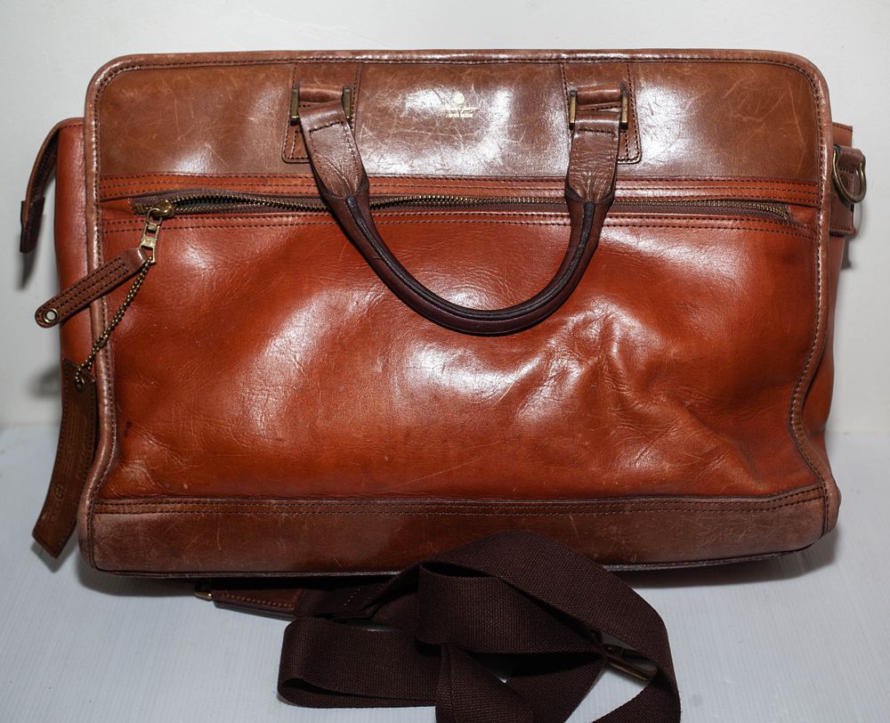 תיק מנהלים וינטג' (Briefcase) – ככל הנראה עור איטלקי משובח תוצרת יפן