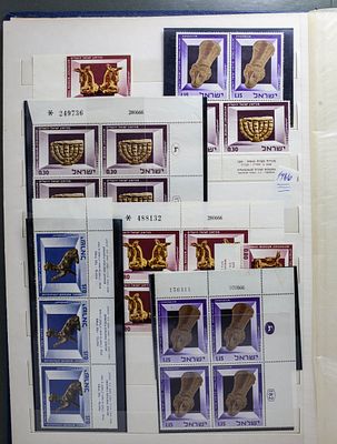 לוט גדול של בולים #4
