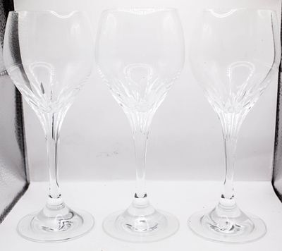 שלישיית גביעי קריסטל / זכוכית ליין (Set of 3 Wine Stemware Glasses)