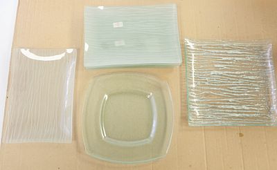 מקבץ כלי הגשה מזכוכית אמנותית (Art Glass Serving Platter & Plate Set) – כולל סט צלחות מלבניות 