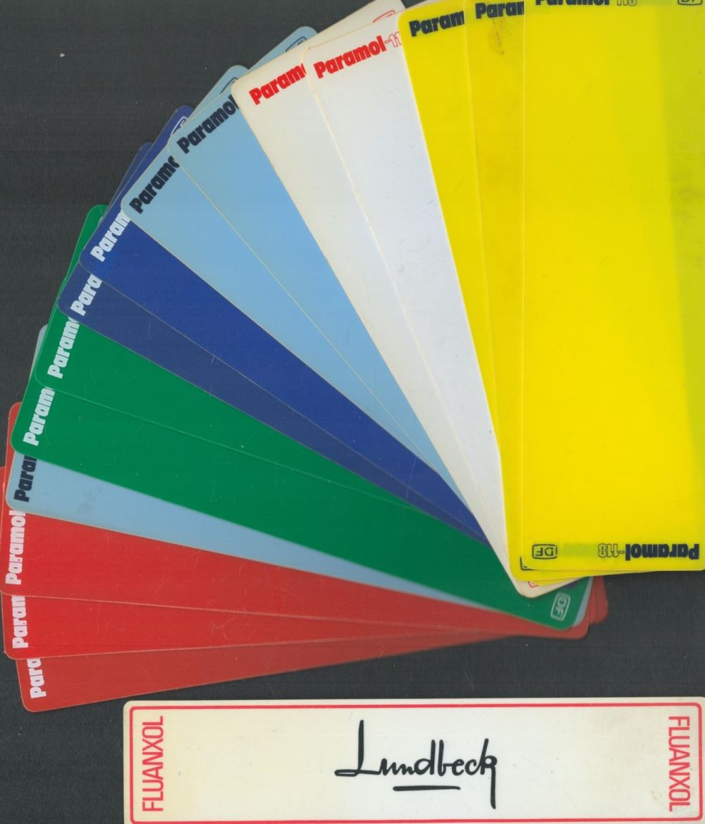 Lot 568: The following lot is comprised of 16 plastic...