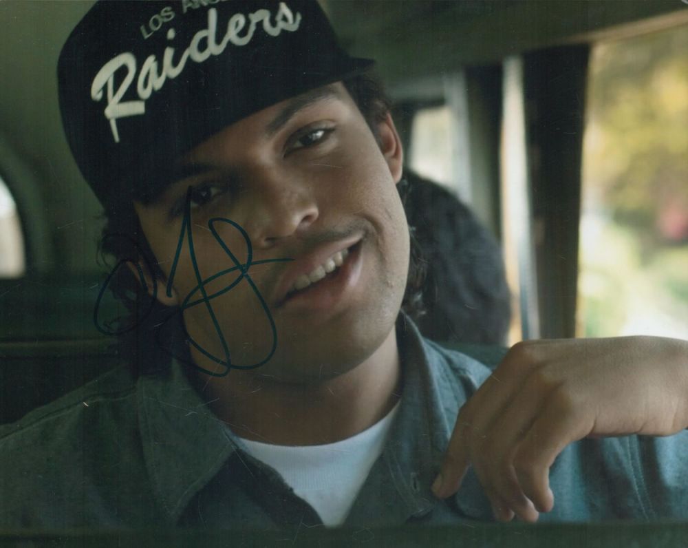 Lot 221: Oshea Jackson signed 10x8 inch colour photo. Good...
