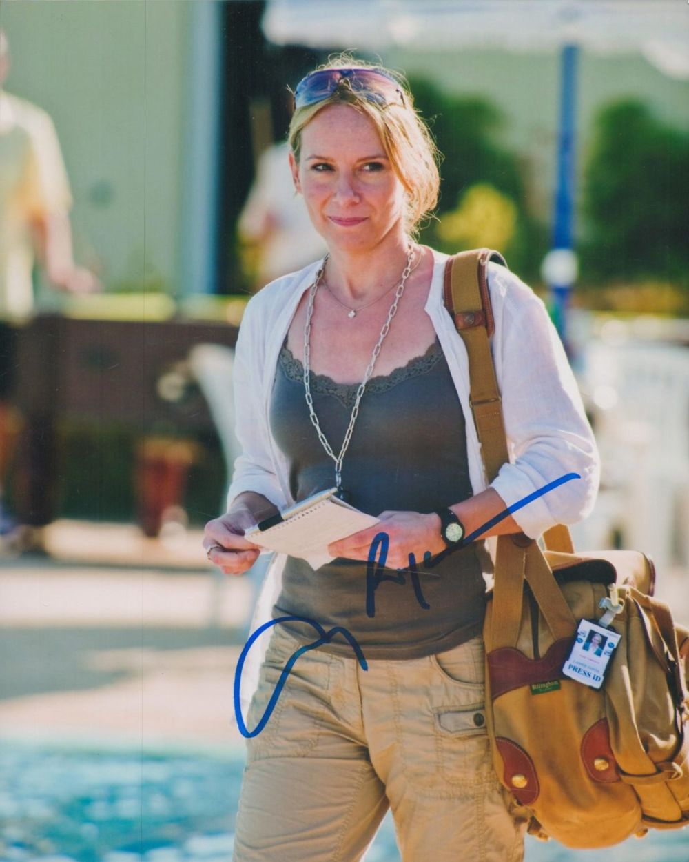 Lot 368: Amy Ryan signed 10x8 inch colour photo. Good...