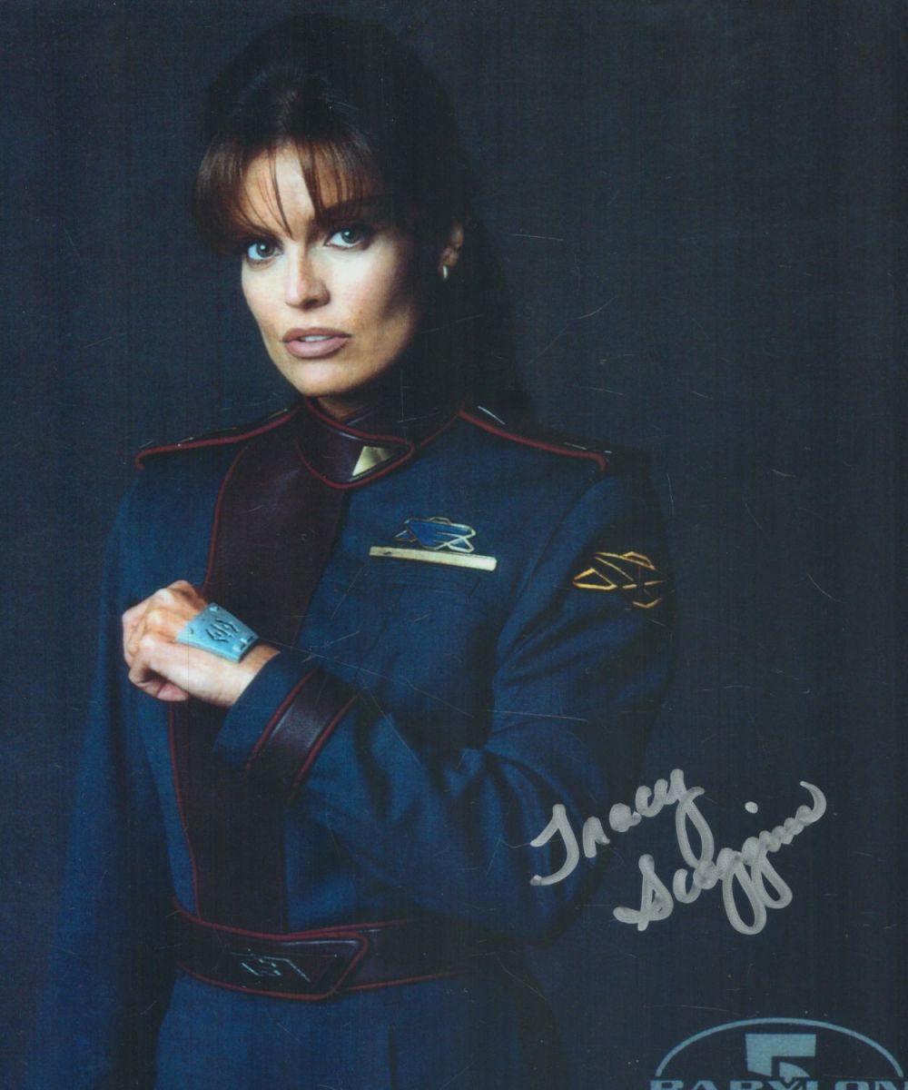 Lot 373: Tracey Scoggins signed Babylon 5 10x8 inch colour...