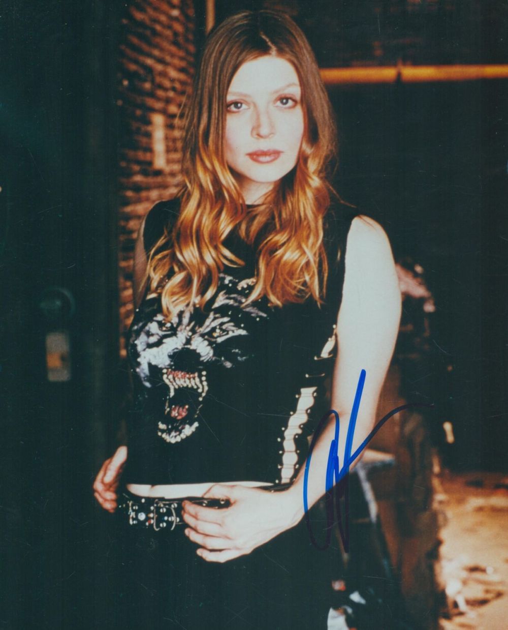 Lot 396: Amber Benson signed 10x8 inch colour photo. Good...