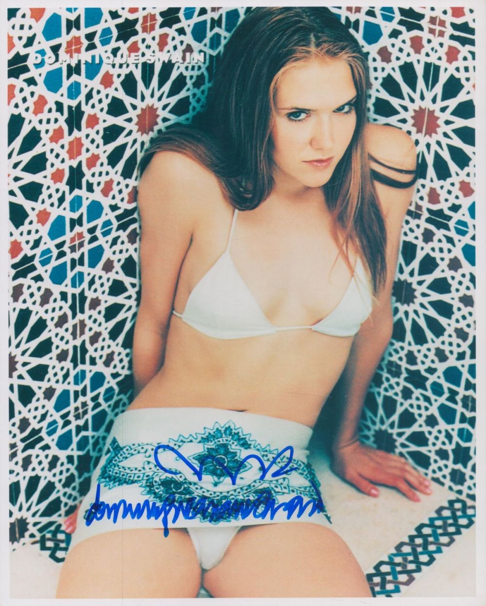 Lot 398: Dominique Swain signed 10x8 inch colour photo. Good...