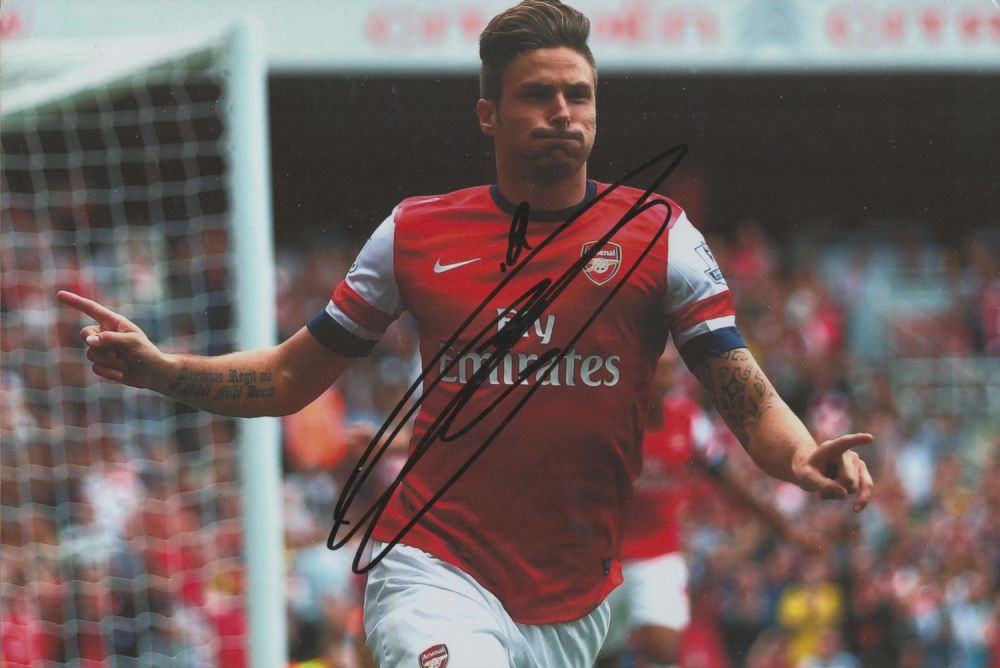 Lot 70: Olivia Giroud signed 12x8inch colour Arsenal photo. Good...