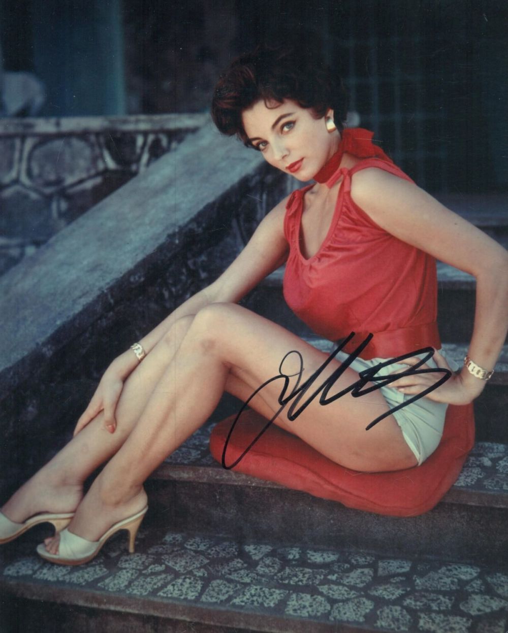 Lot 223: Joan Collins signed 10x8 inch vintage colour photo....