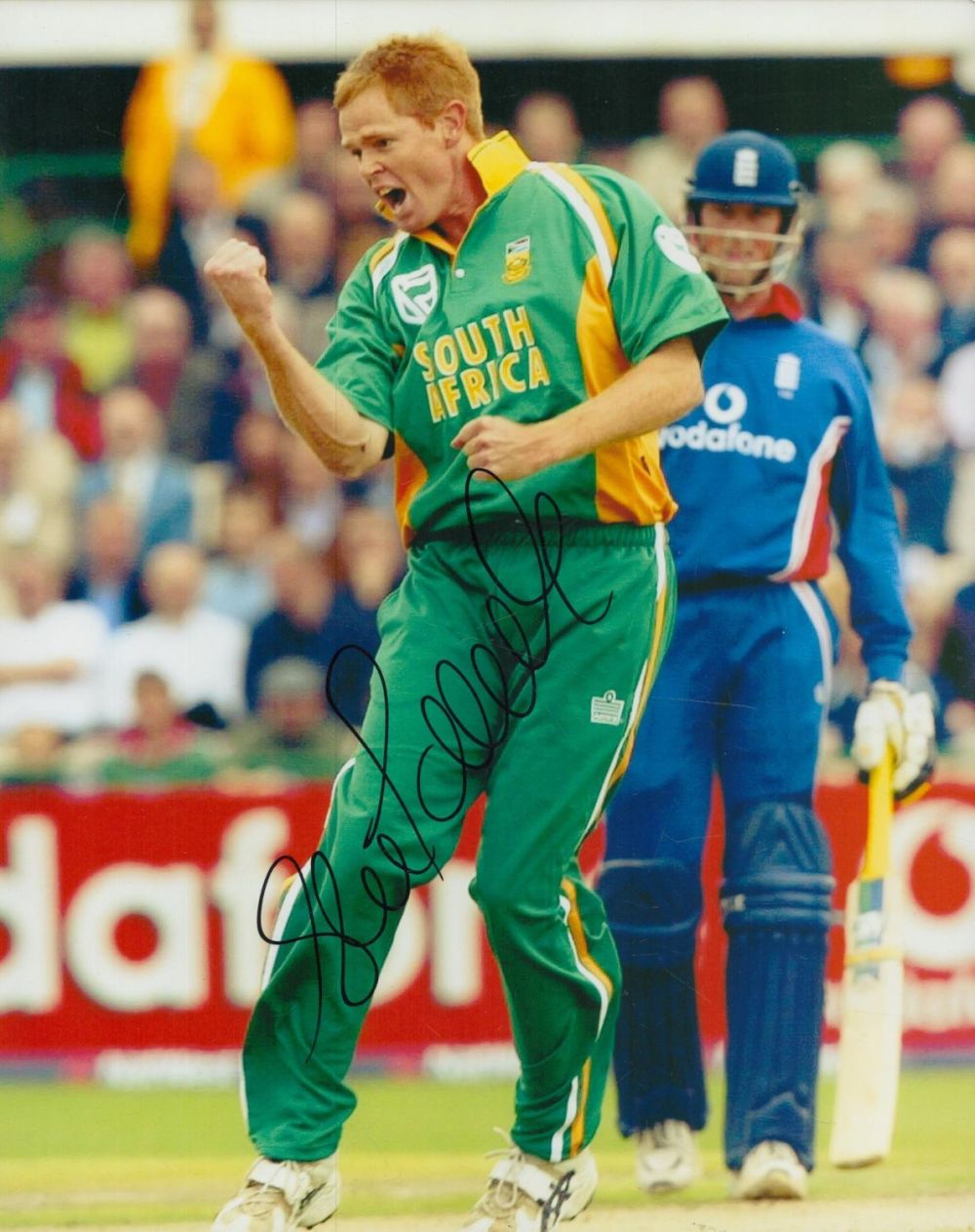 Lot 230: Cricket Shaun Pollock signed 10x8 inch colour photo...