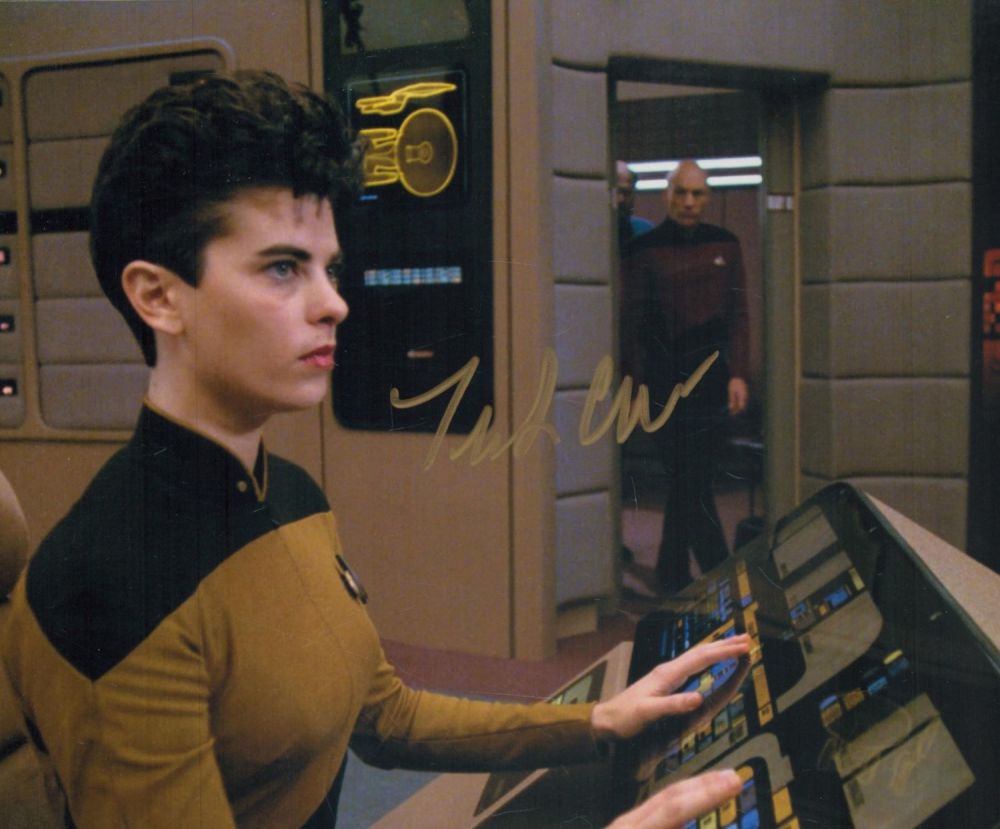 Lot 289: Tracee Cocco signed 10x8 inch Star Trek colour...