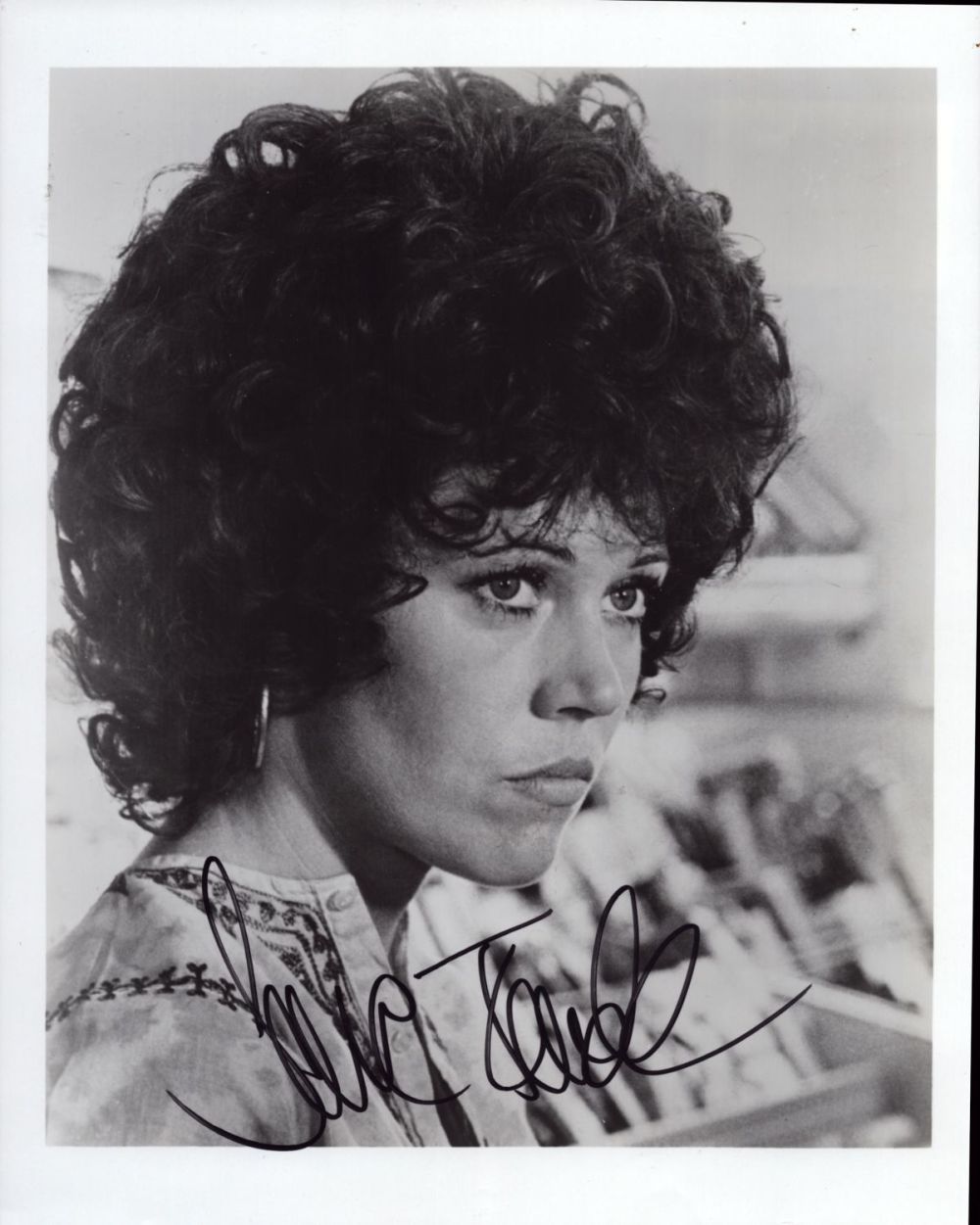 Lot 408: Jane Fonda signed 10x8inch black and white photo....