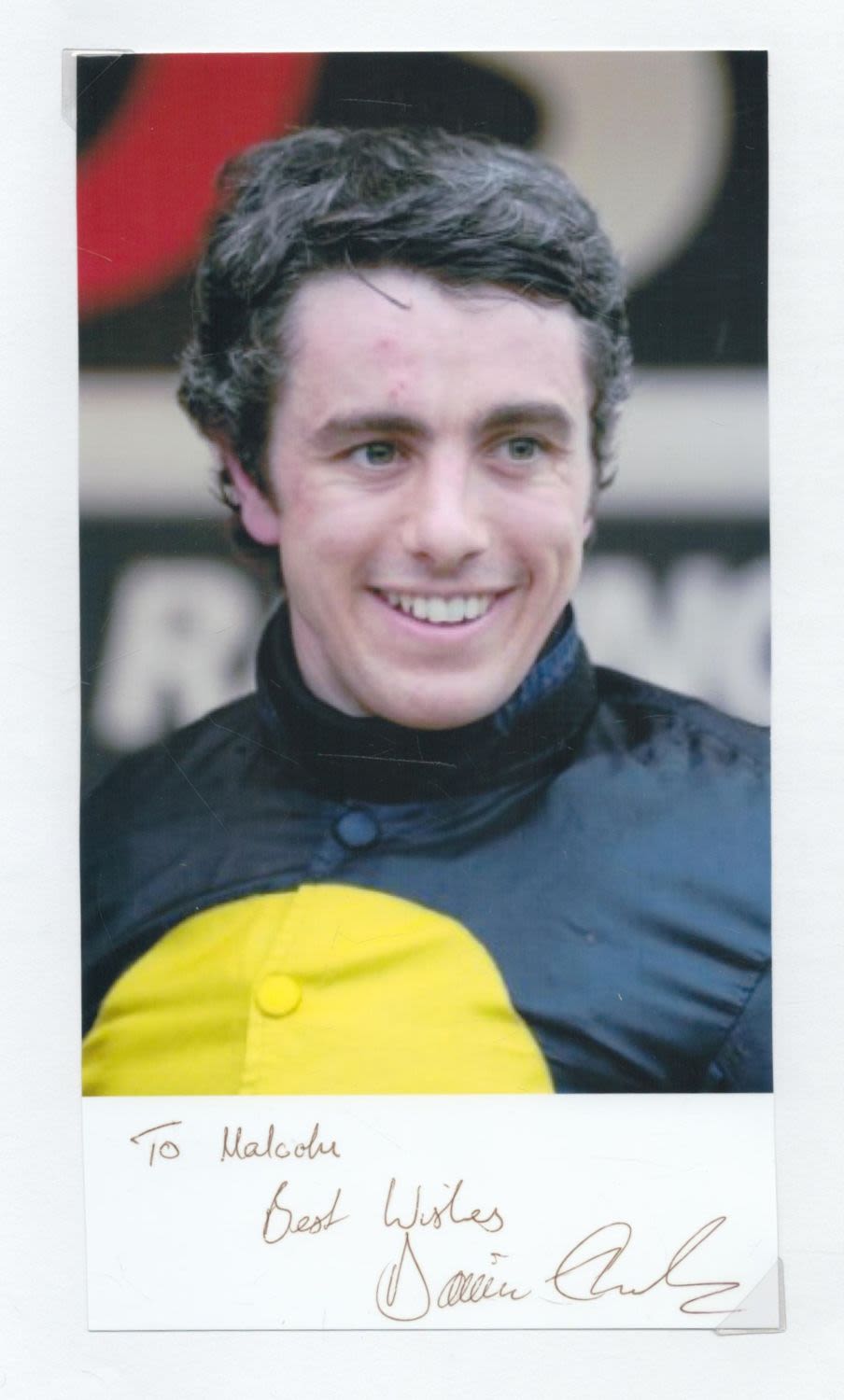 Lot 543: Dominic Elsworth signed 10x5inch colour photo. Dedicated. Good...