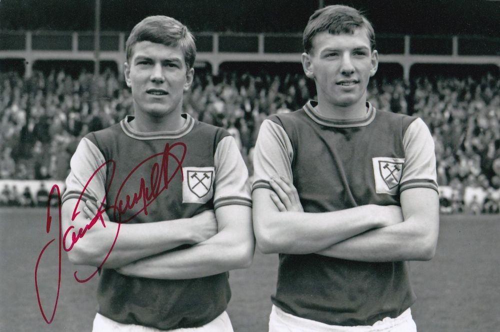 Lot 611: Autographed JACK BURKETT 6 x 4 photo :...
