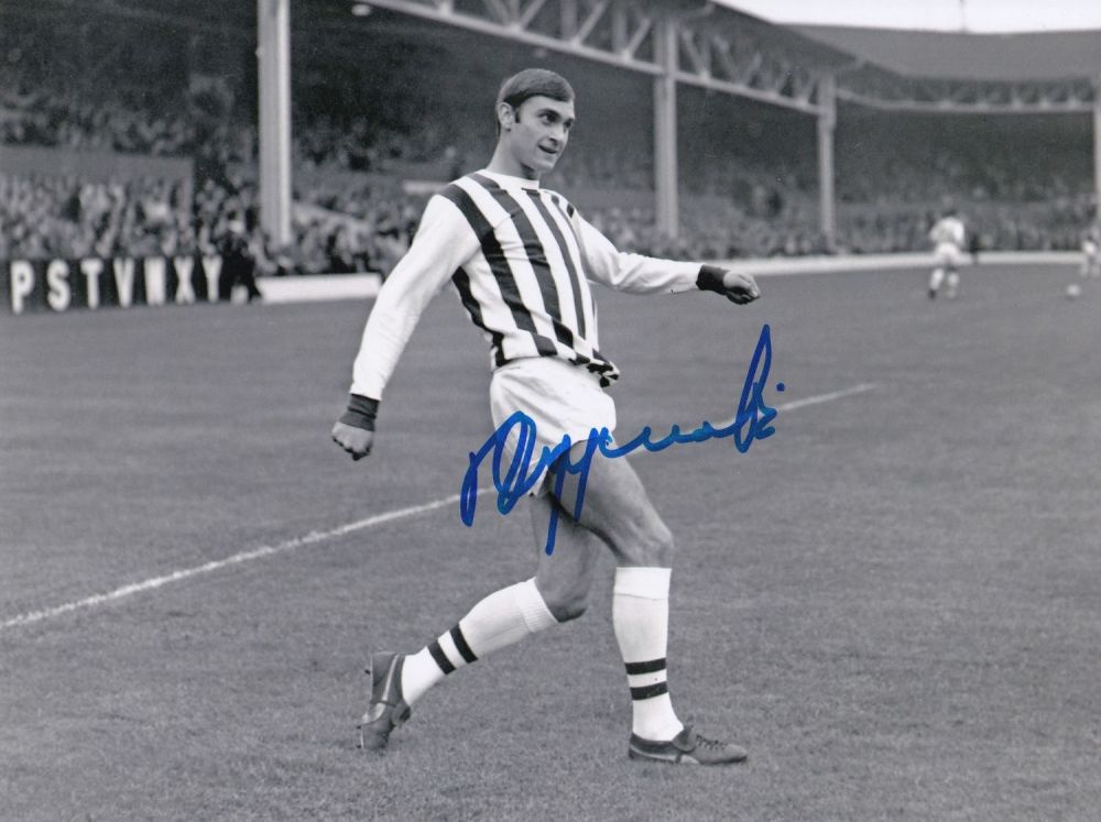 Lot 636: Autographed DICK KRYZWICKI 8 x 6 photo :...
