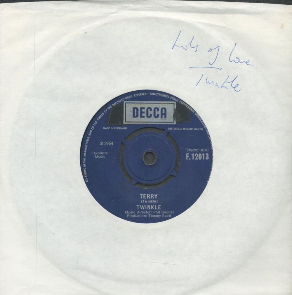 Lot 720: Twinkle signed 45 rpm record sleeve includes Decca...