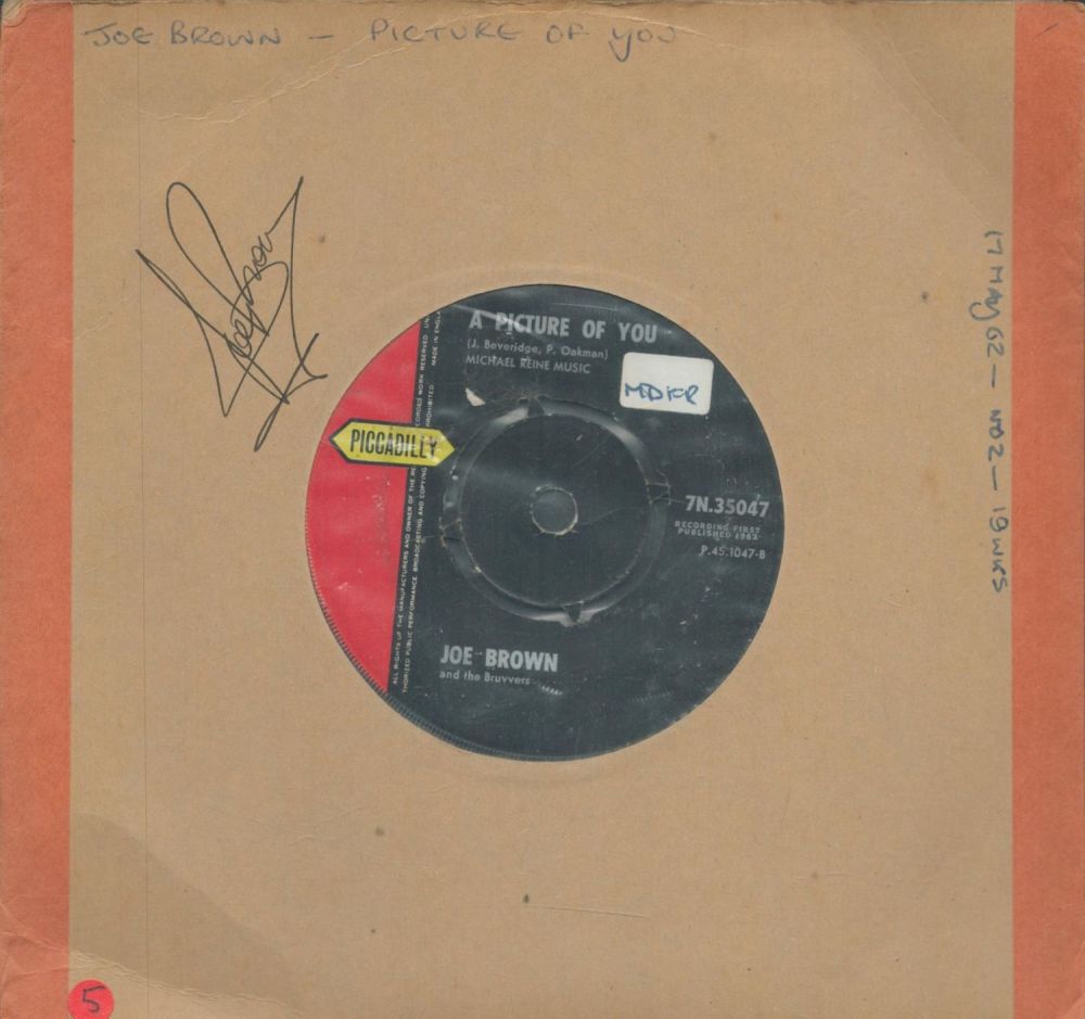 Lot 721: Joe Brown signed 45 rpm record sleeve includes...